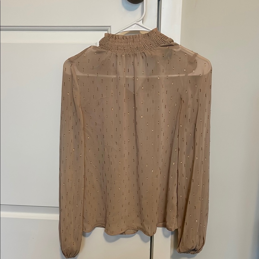 Elegant Tan Women's Top Express XS